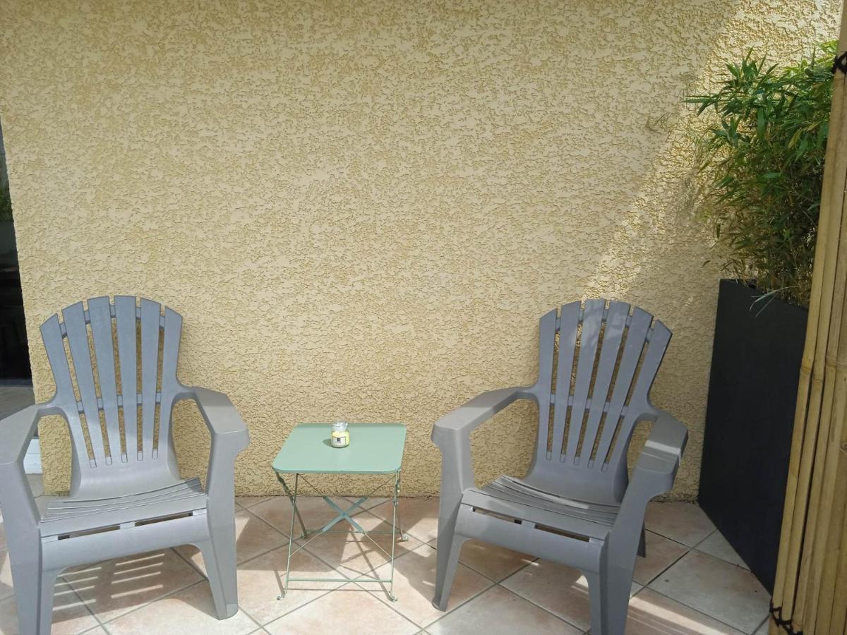 Au Soleil Couchant Villemoustaussou 外观 照片